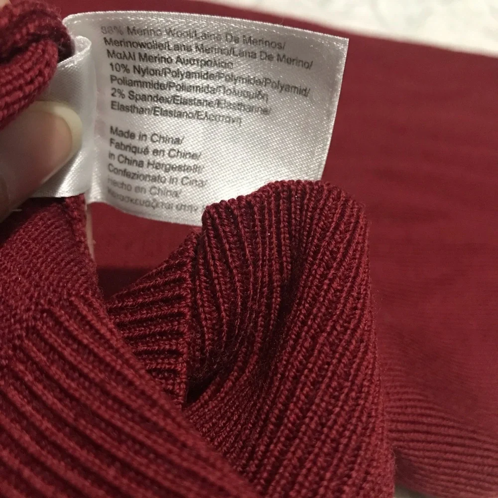 Brooks Brothers 346 (Size L)Buttery Soft Merino Wool Pullover Sweater,V-Neck Red